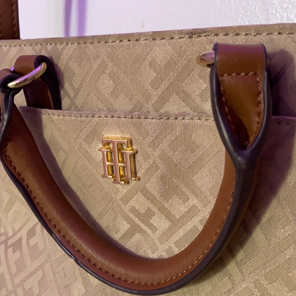 Tommy Hilfiger bag 💼